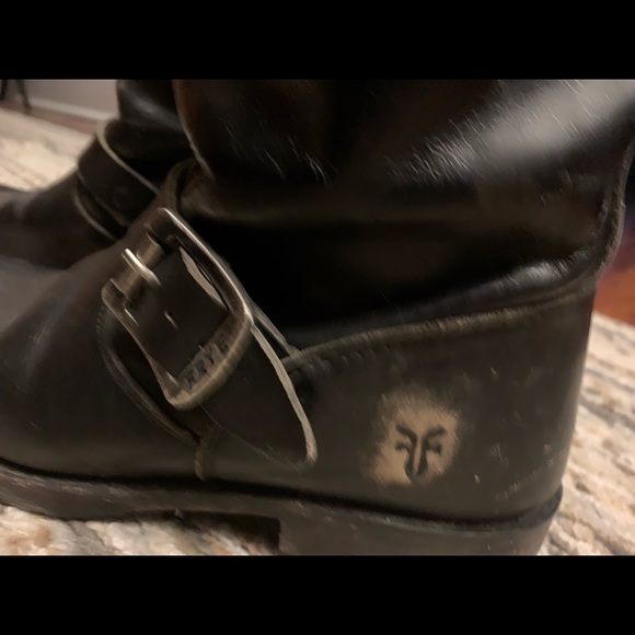 Used Frye Veronica Short Boots distressed - Picture 5 of 8